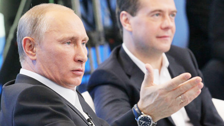 Thủ tướng Nga Vladimir Putin và Tổng thống Dmitry Medvedev.